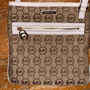 Michael Kors crossbody purse